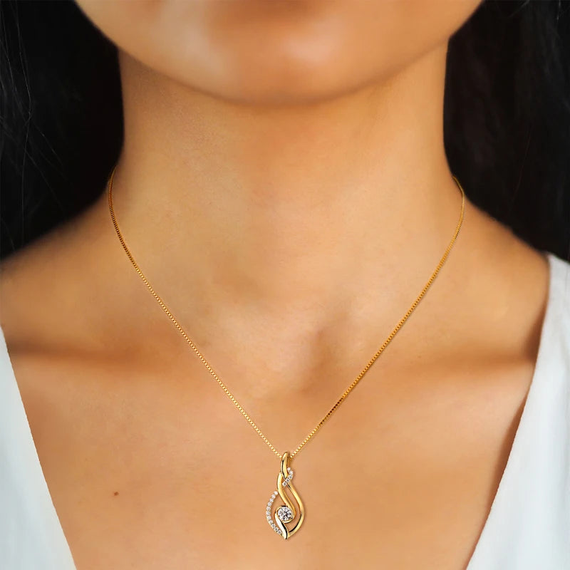 Gold-plated silver Moissanite Twist Necklace